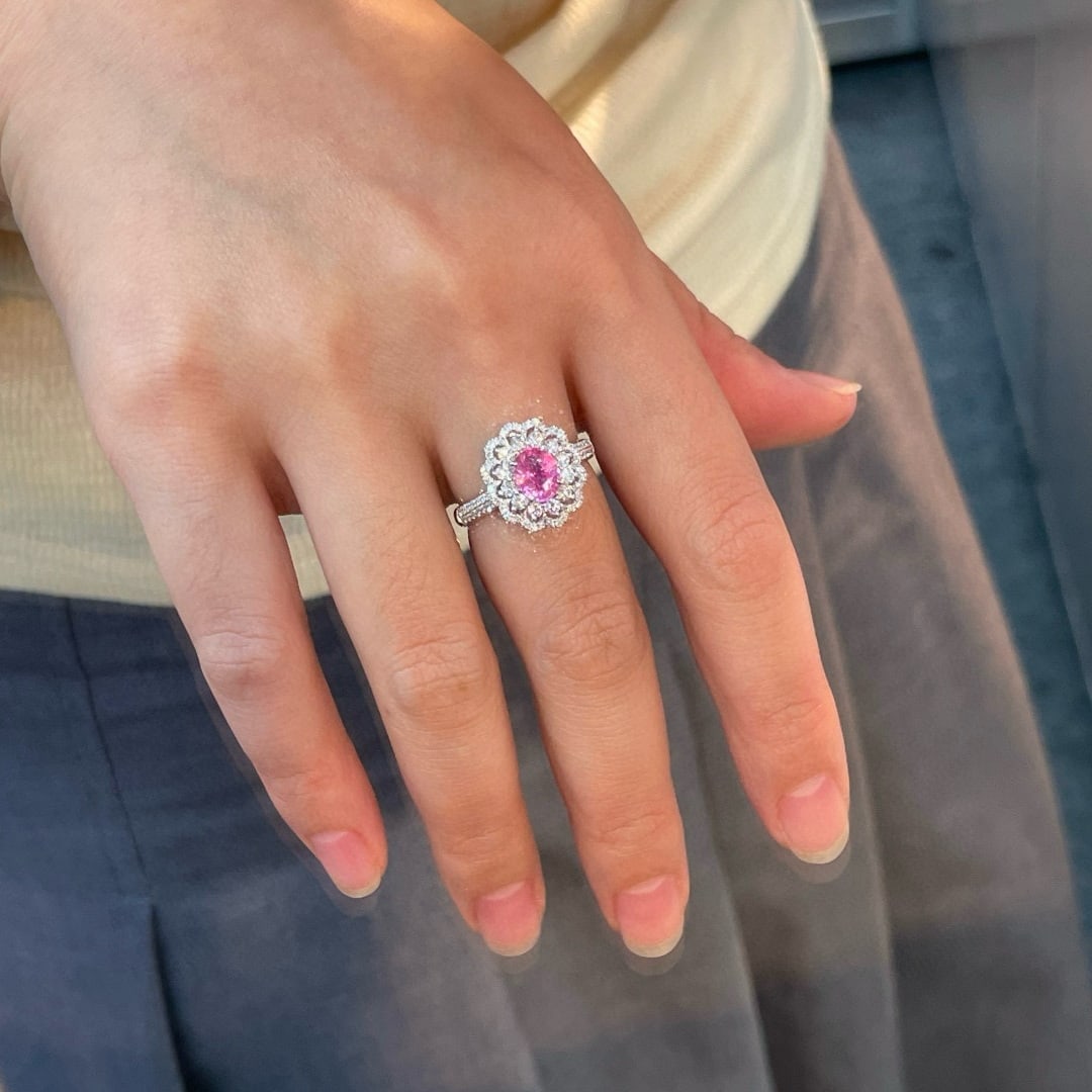 14k Gold 1.80 Ctw Natural Padparadscha Sapphire & Diamond Ring - 4