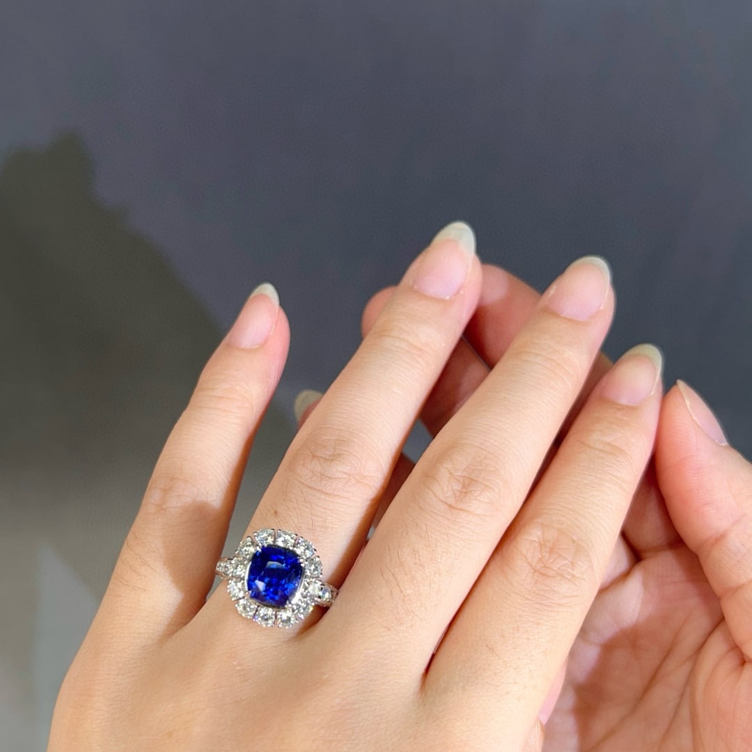 14k Gold 4.86 Ctw Natural Sapphire & Diamond Ring - 5