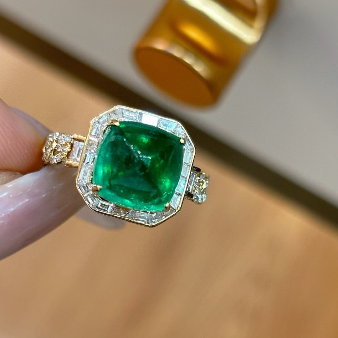 14k Gold 5.22 Ct Vivid Green Natural Emerald & Diamond Ring - 5