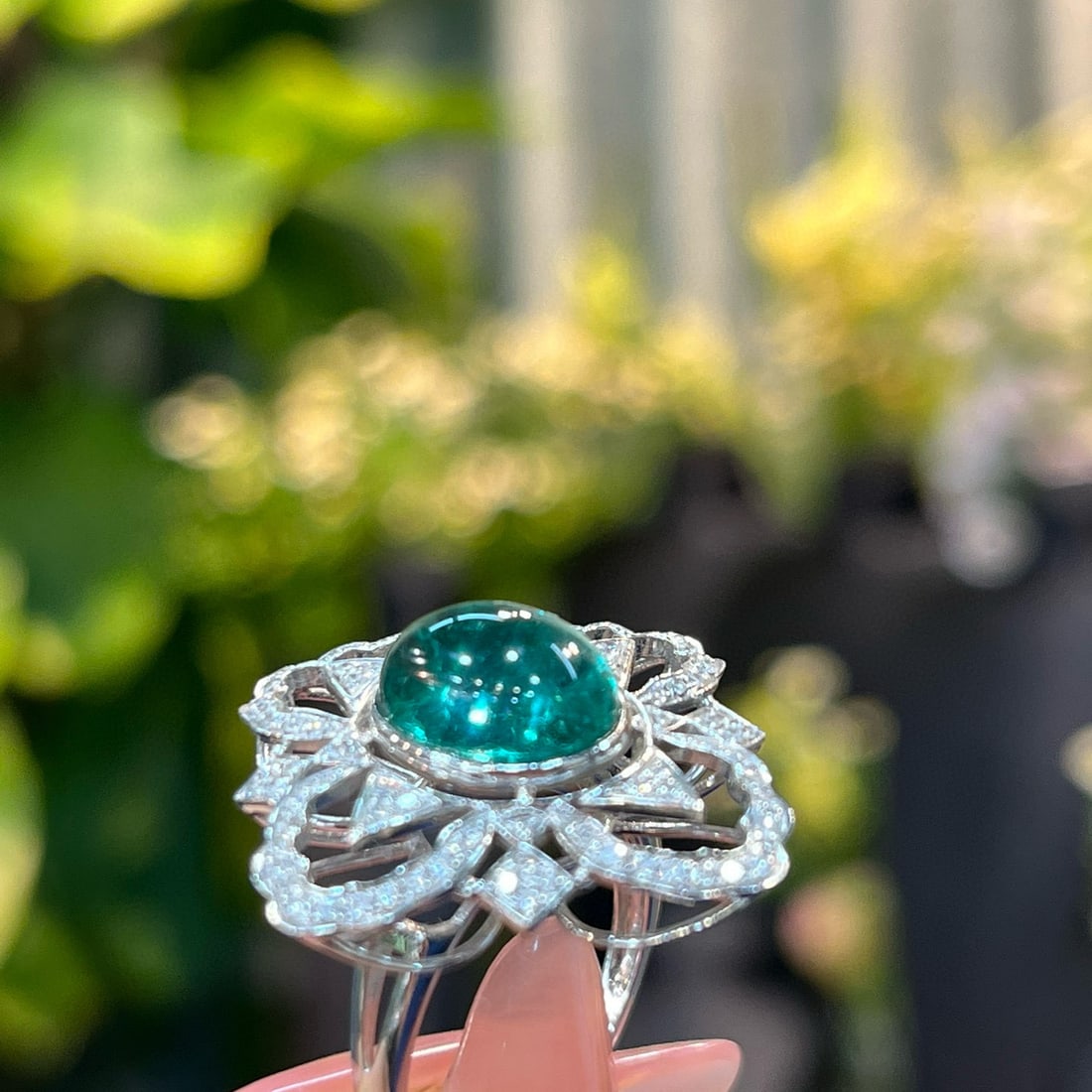14k Gold 4.75 Ctw Natural Emerald & Diamond Ring - 2