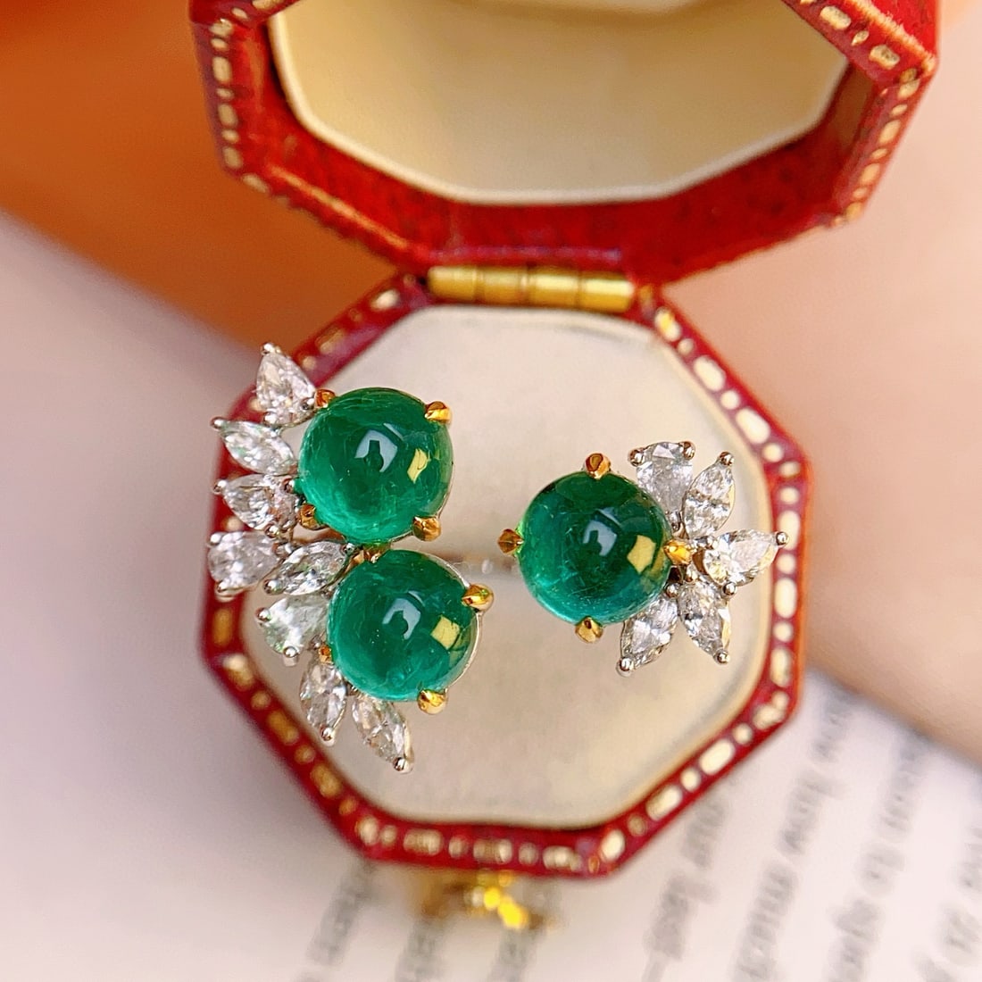 14k Gold 3.70 Ct Natural Emerald & Diamond Ring - 6