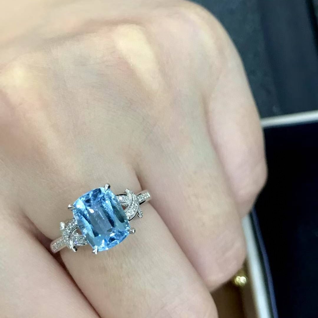 14k Gold 2.35 Ct Natural Aquamarine & Diamond Ring - 4