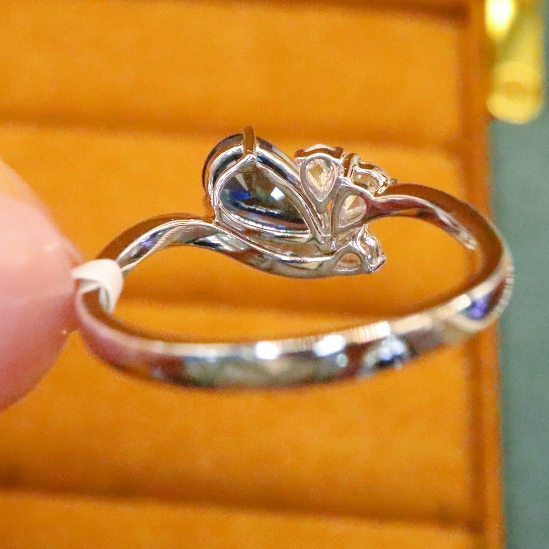 14k Gold 1.23 Ctw Natural Sapphire & Diamond Ring - 4