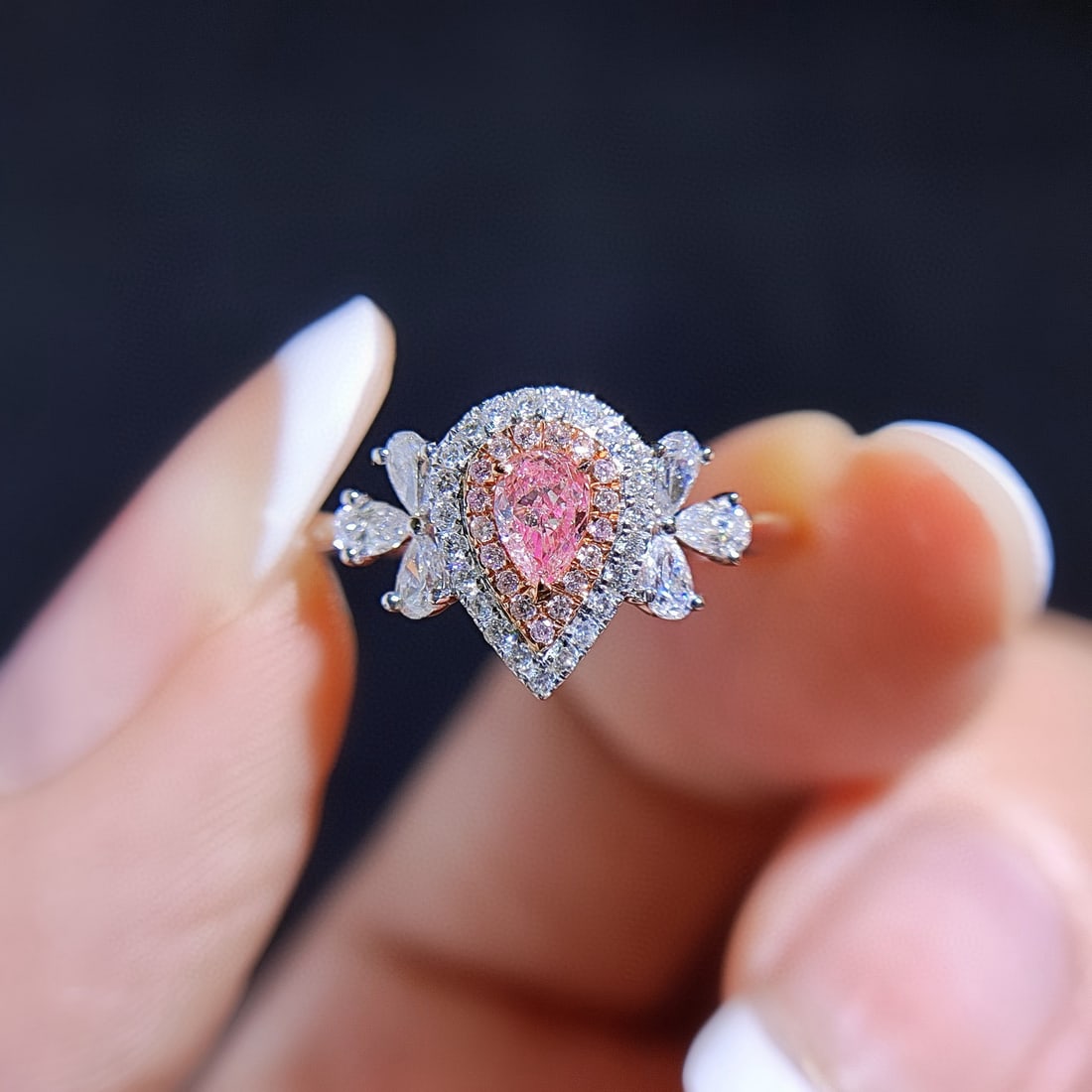 14k Gold 0.51 Ctw Natural Pink Diamond & Diamond Ring: Ref:231056196 // gold content:14k gold // ring size:7. 25us // // main gemstone:pink diamond // shape:pear // carat weight:0. 16ct // color:blue // treatment:natural // // adjacent gemstone 2 :