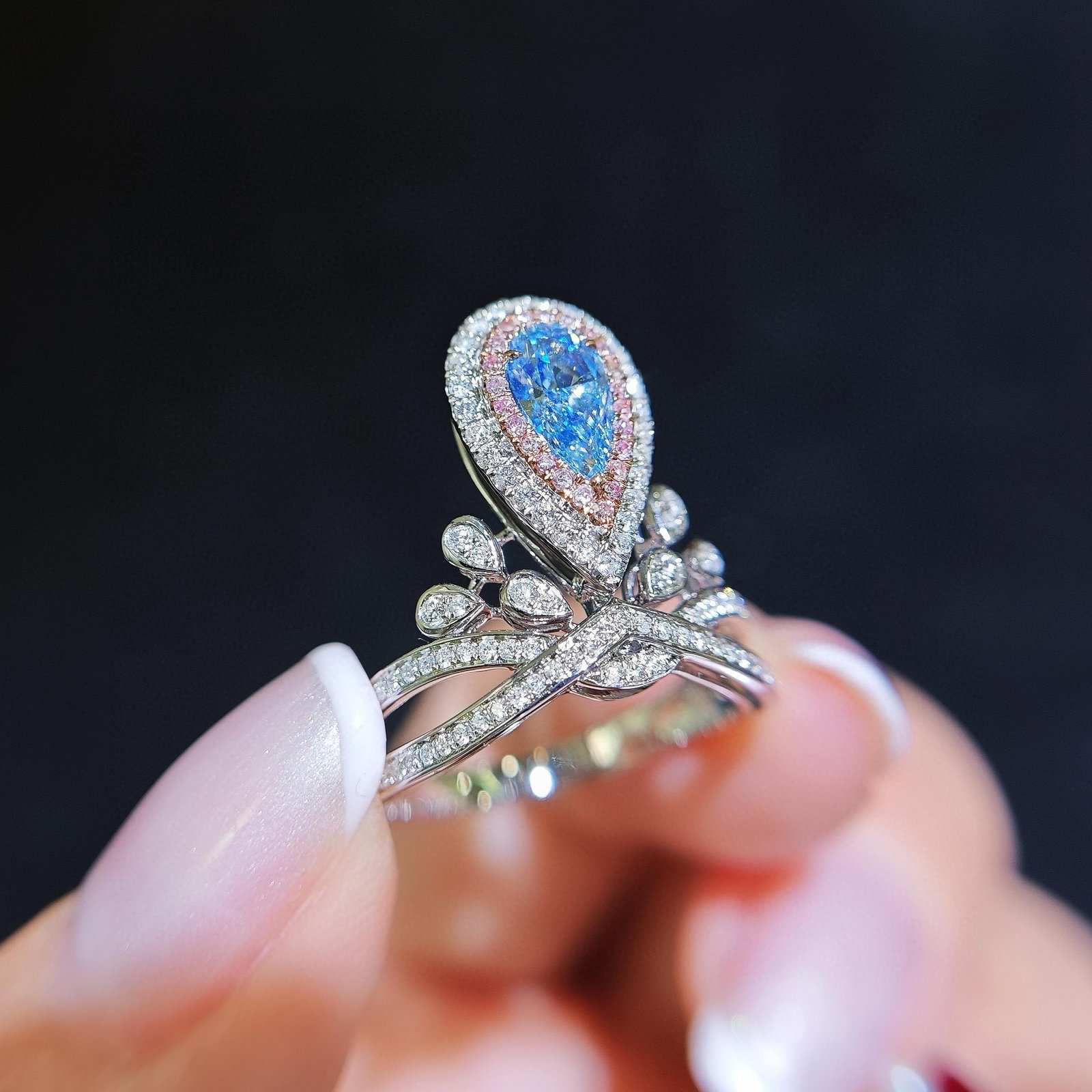 14k Gold 1.18 Ctw Natural Blue Diamond & Diamond Ring - 2