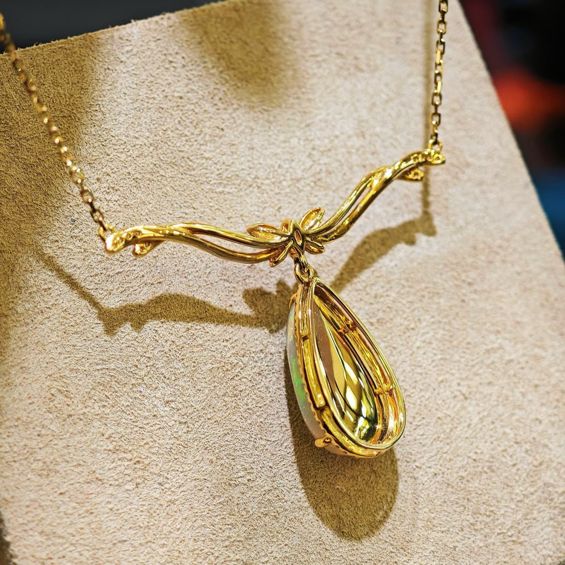 14k Gold 2.94 Ctw Natural Opal & Diamond Necklace - 2