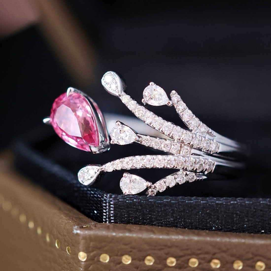 14k Gold 1.16 Ctw Natural Padparadscha Sapphire & Diamond Ring - 3