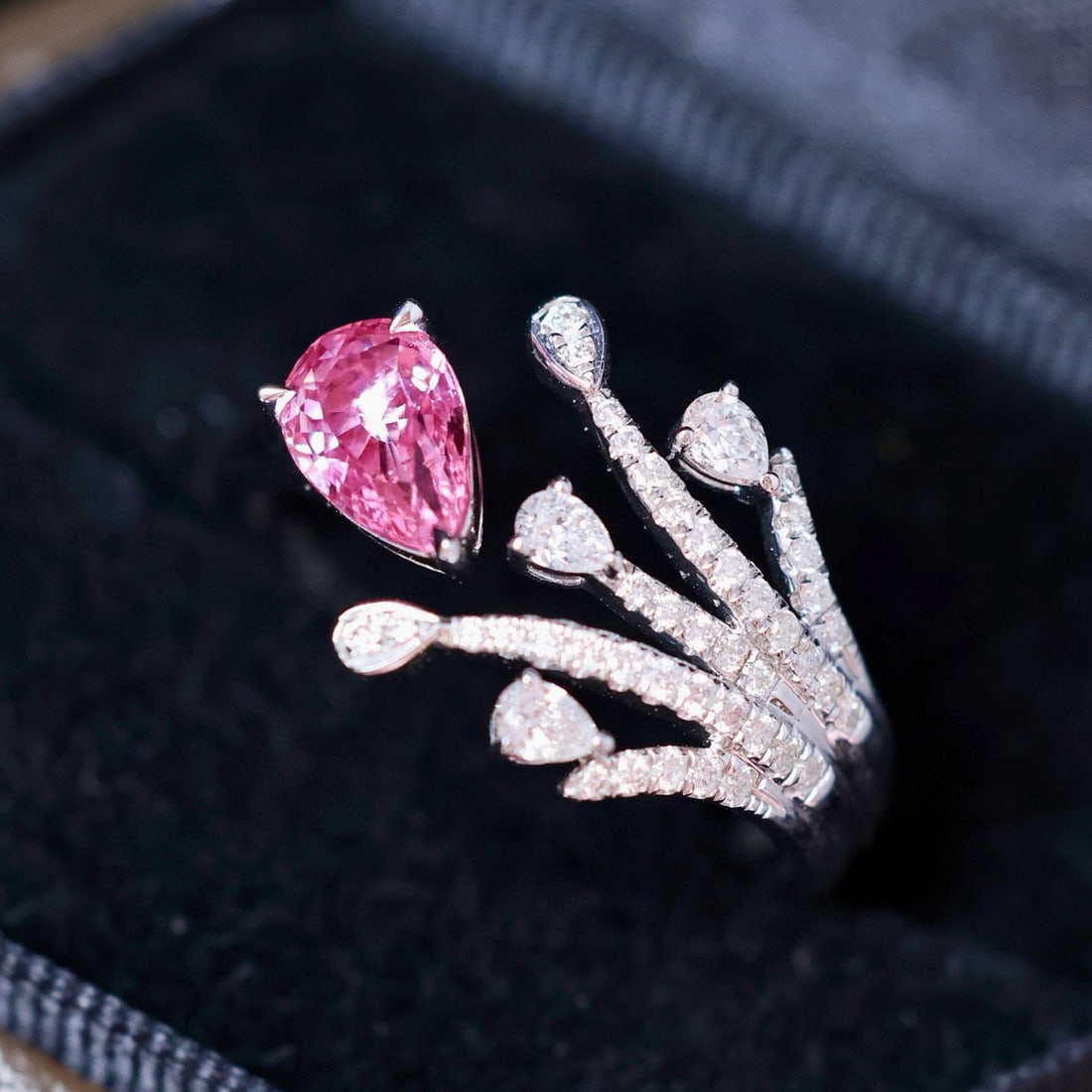 14k Gold 1.16 Ctw Natural Padparadscha Sapphire & Diamond Ring - 4