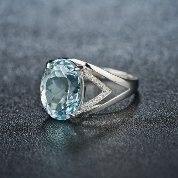 14k Gold 6.95 Ct Natural Aquamarine & Diamond Ring - 3