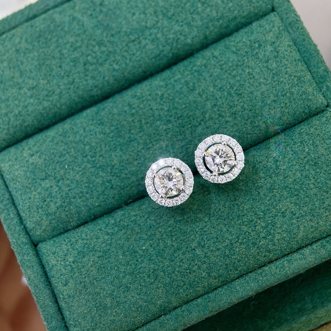 14k Gold 1.36 Ctw Natural H Diamond Earrings - 2