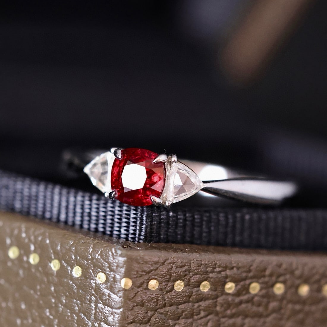 14k Gold 0.69 Ctw Natural Ruby & Diamond Ring - 2