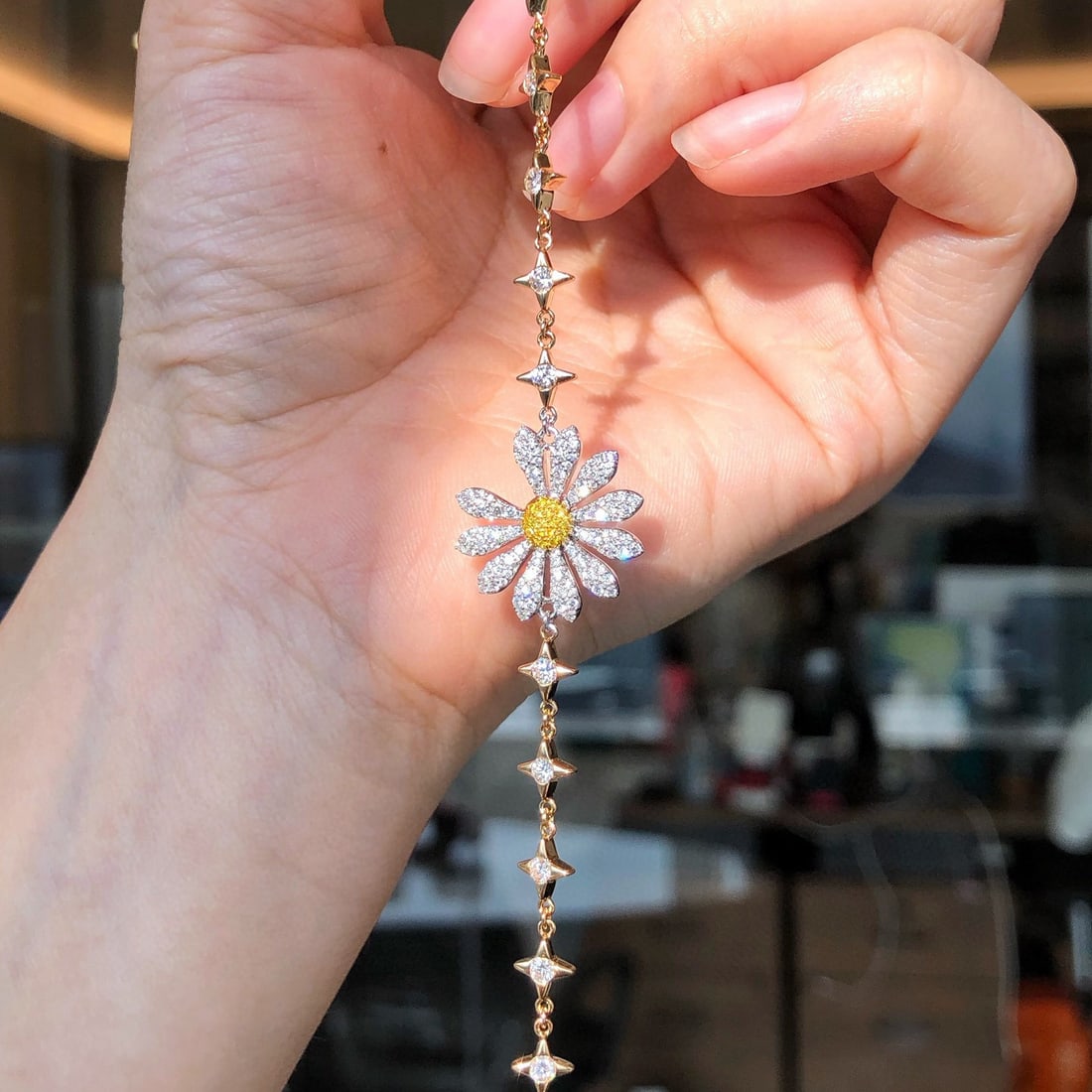14k Gold 1.18 Ct Natural Color Diamond Bracelet - 4