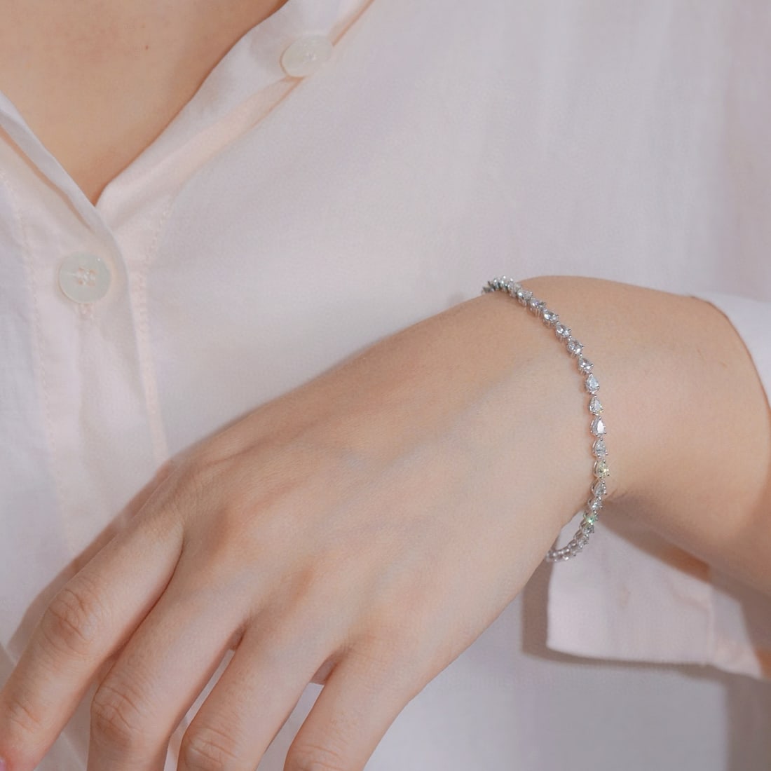 14k Gold 3.68 Ct Natural H Diamond Bracelet - 4