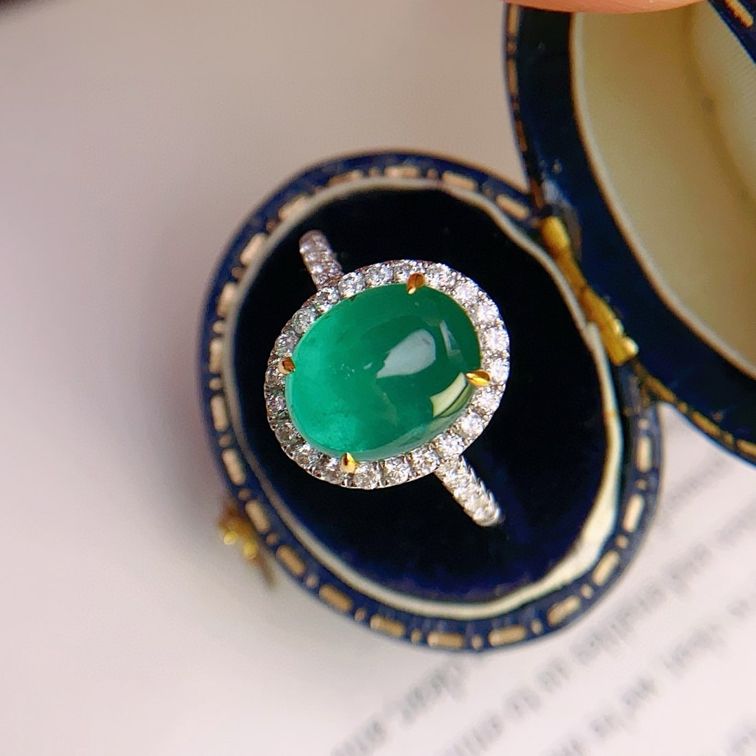 14k Gold 3.80 Ct Natural Emerald & Diamond Ring - 3