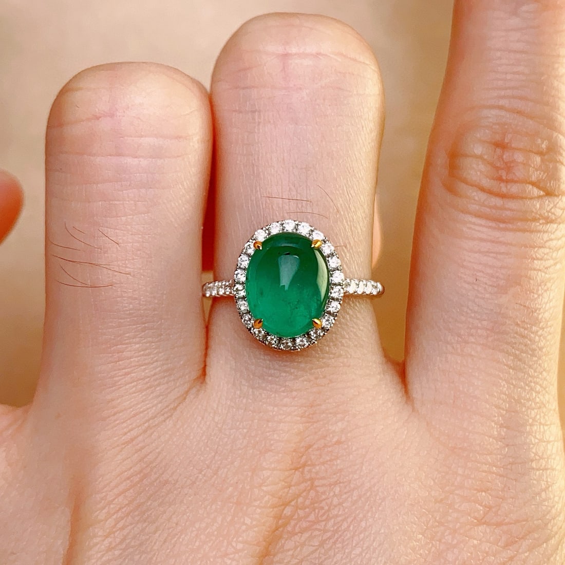 14k Gold 3.80 Ct Natural Emerald & Diamond Ring - 6