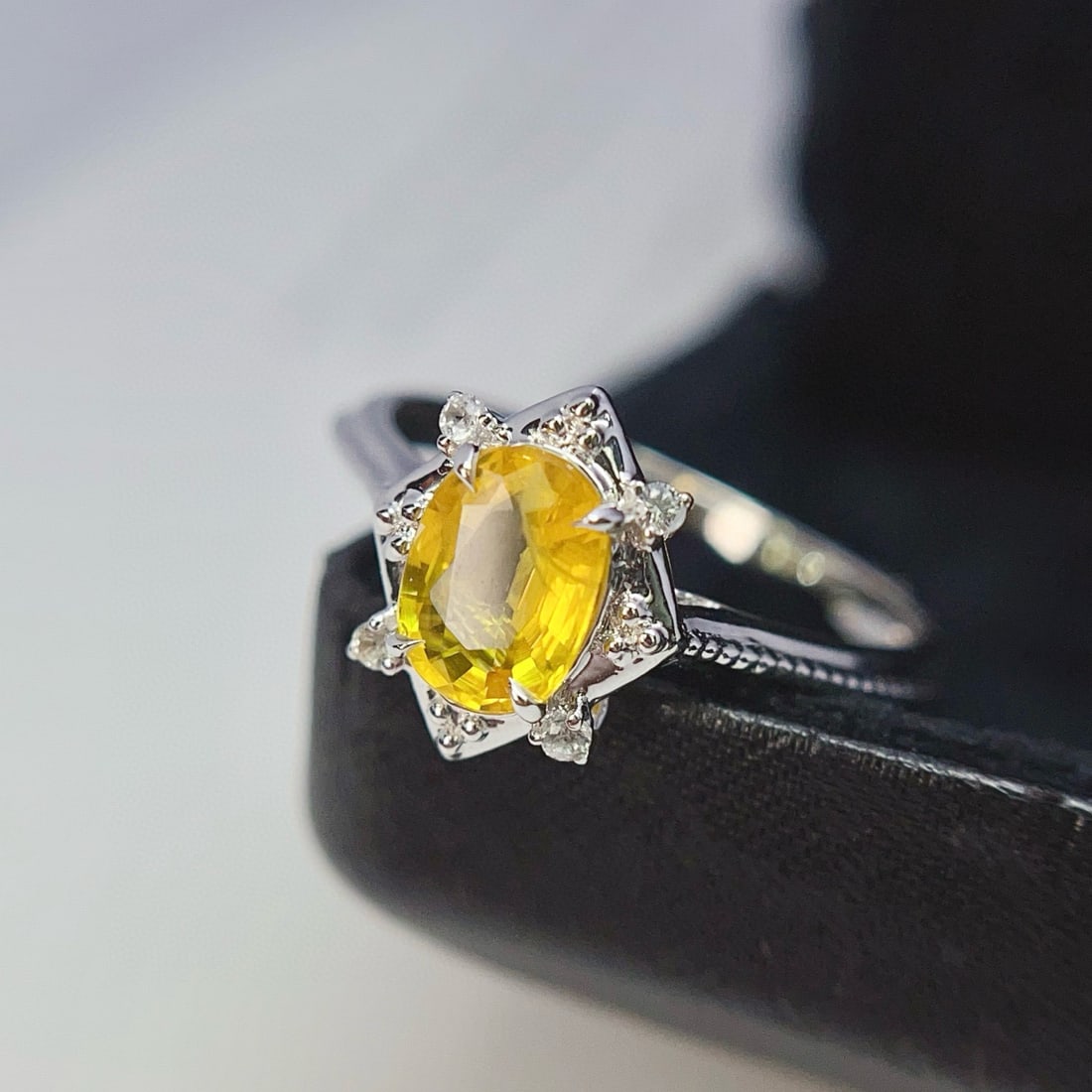 14k Gold 1.10 Ct Natural Sapphire & Sapphire Ring - 2