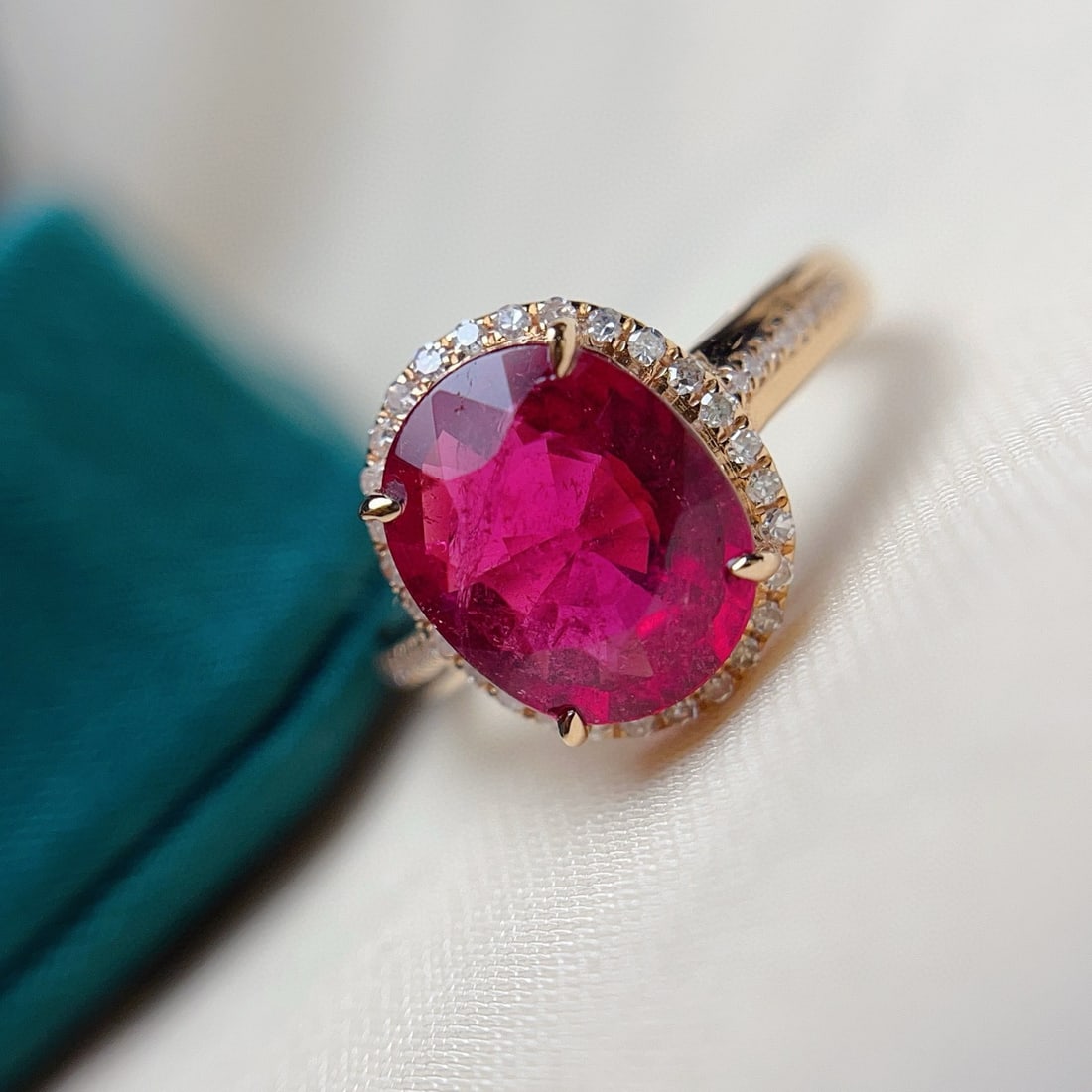 14k Gold 2.65 Ct Natural Tourmaline & Diamond Ring - 3