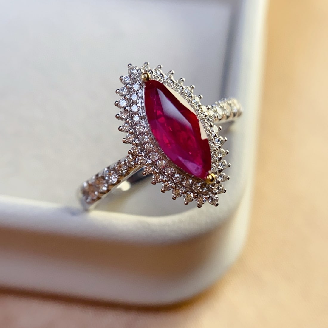 14k Gold 1.00 Ct Natural Ruby & Diamond Ring - 3