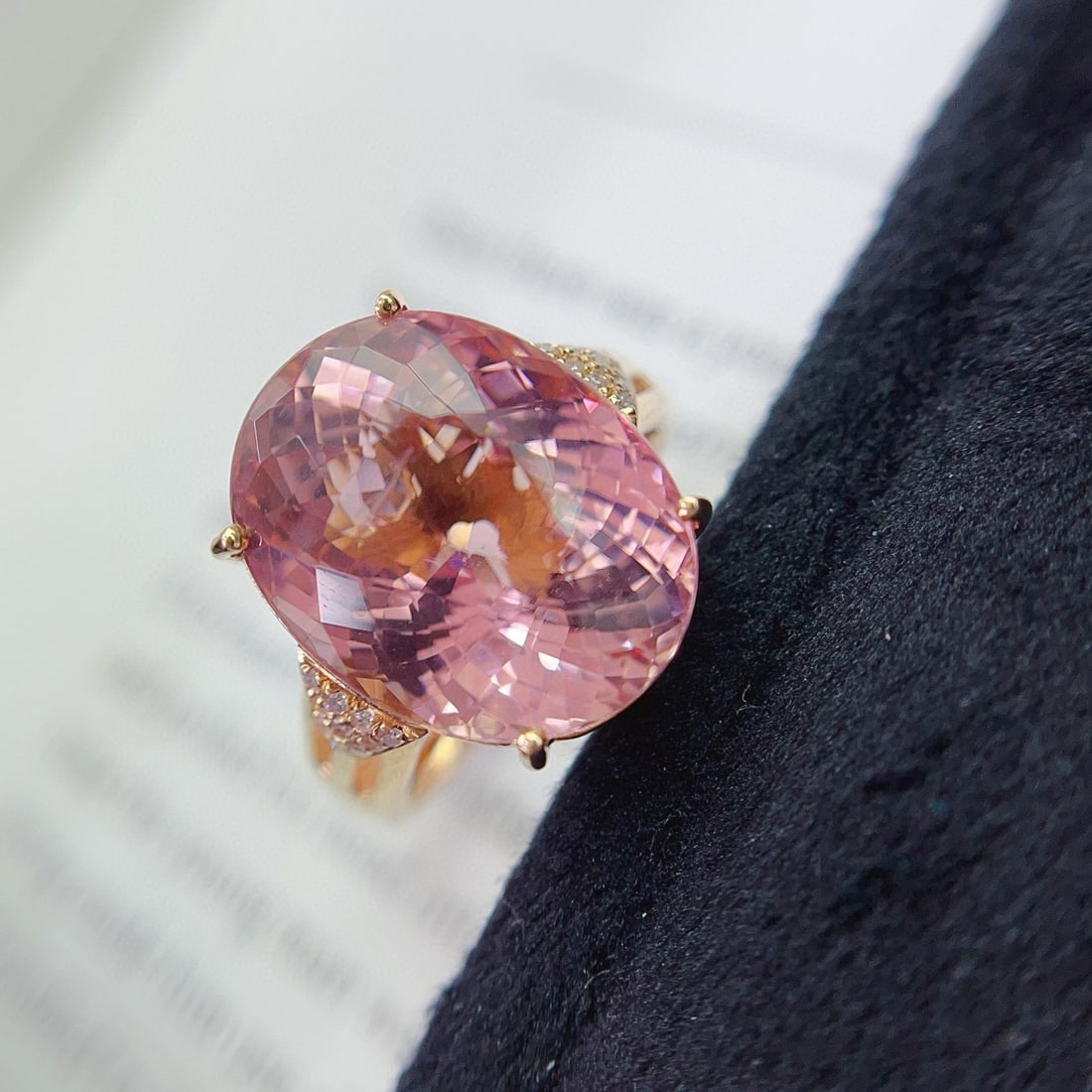 14k Gold 12.35 Ct Natural Tourmaline & Diamond Ring: Ref:231056332 // gold content:14k gold // ring size:7. 25us // // main gemstone:tourmaline // shape:oval // carat weight:12. 35ct // color:pink // treatment:natural // // adjacent gemstone 2 : diamond