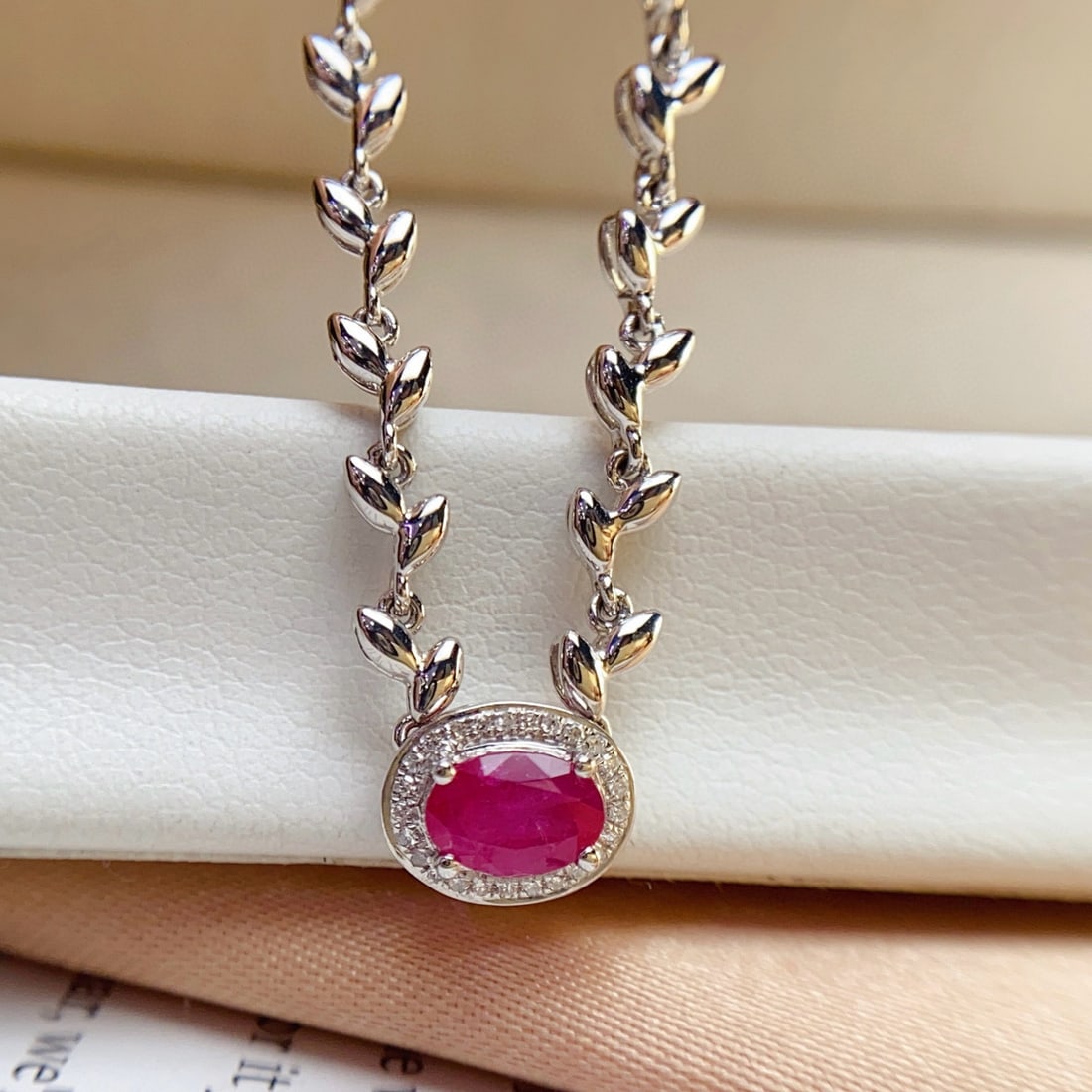 14k Gold 0.65 Ct Natural Ruby & Diamond Necklace - 4