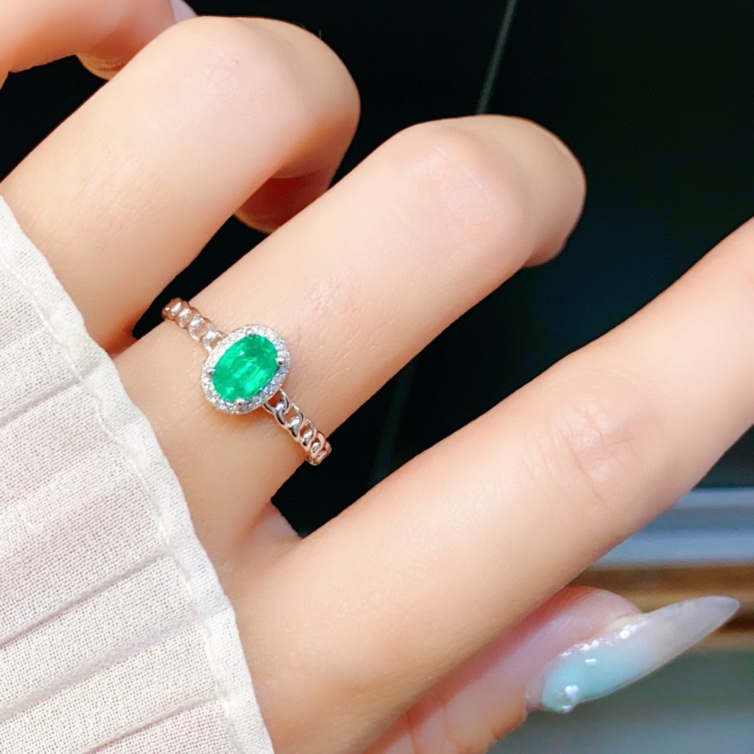 14k Gold 0.5 Ct Natural Emerald & Diamond Ring - 2