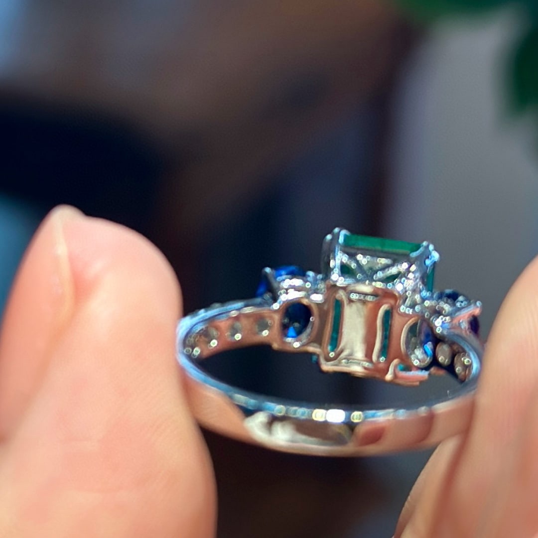 14k Gold 3.97 Ctw Natural Emerald & Sapphire Ring - 4