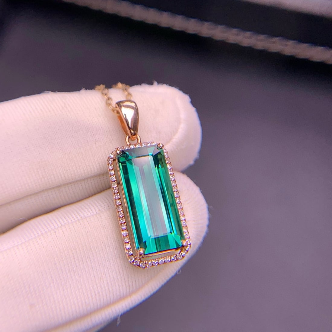14k Gold 4.8 Ct Natural Tourmaline & Diamond Pendant( Without Chain ) - 8