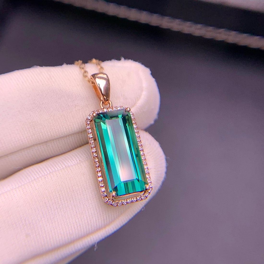 14k Gold 4.8 Ct Natural Tourmaline & Diamond Pendant( Without Chain ) - 9