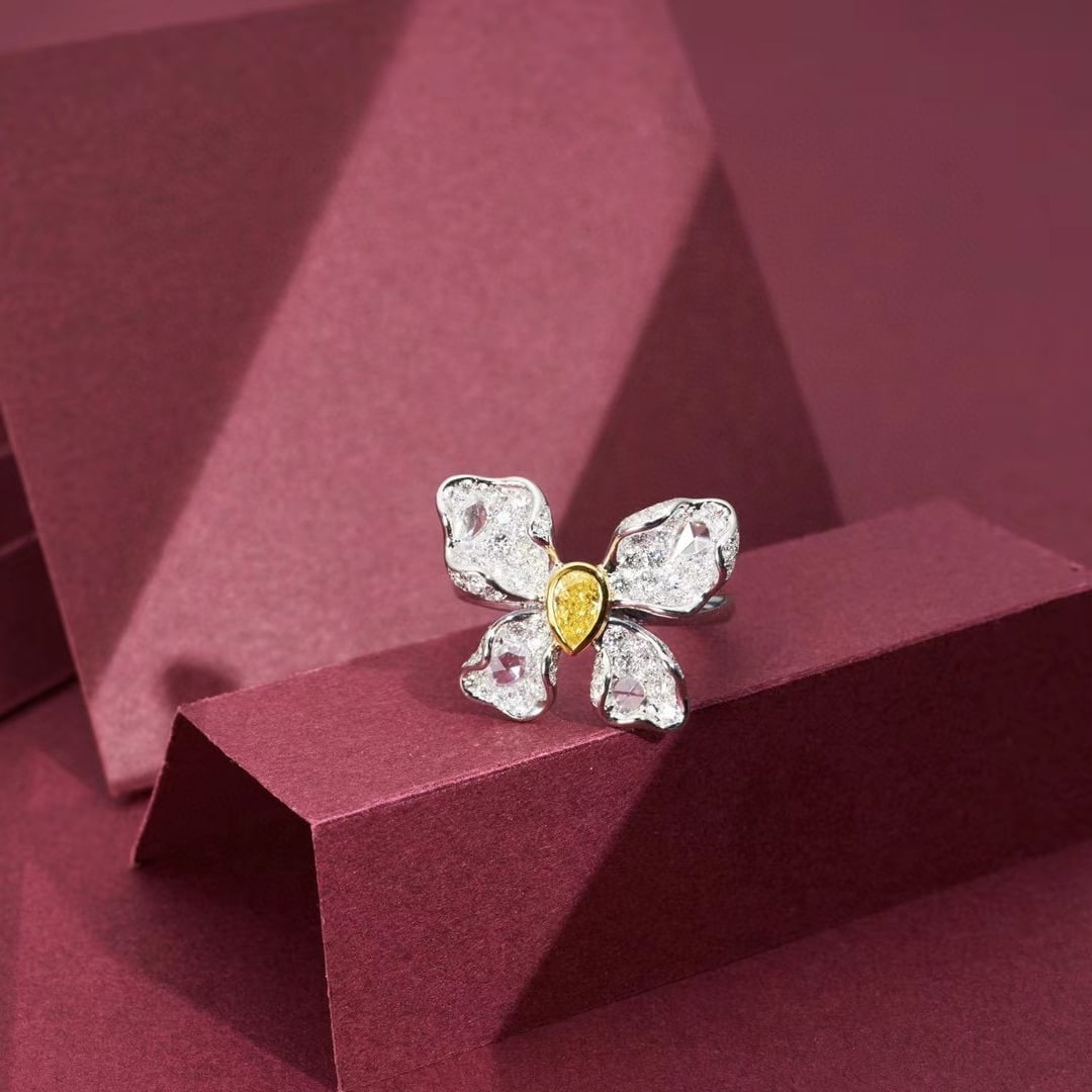 14k Gold 1.60 Ctw Natural Yellow Diamond & Diamond Ring - 4