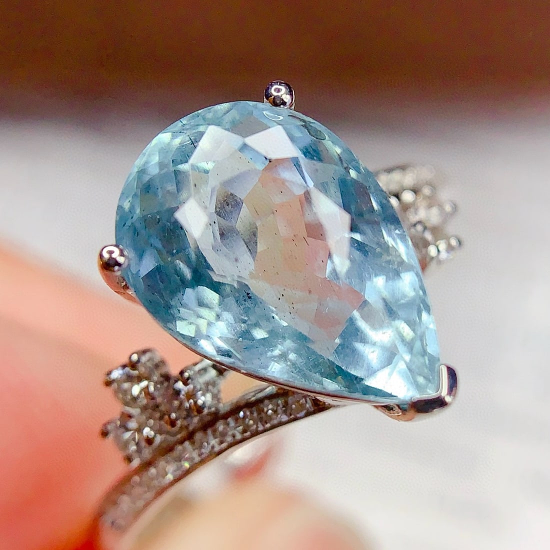 14k Gold 3.58 Ct Natural Aquamarine & Diamond Ring - 4