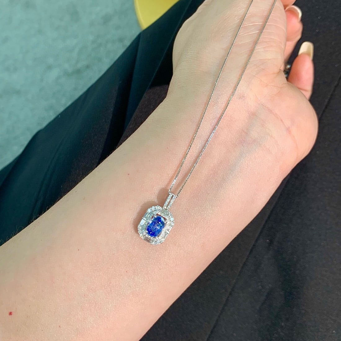 14k Gold 1.93 Ctw Natural Sapphire & Diamond Pendant( Without Chain ) - 5