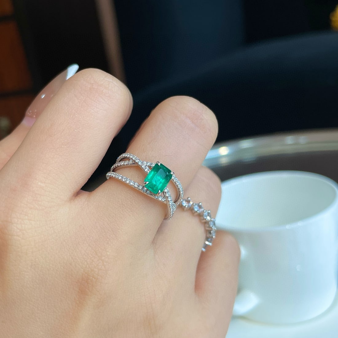 14k Gold 1.36 Ctw Vivid Green Natural Emerald & Diamond Ring - 5