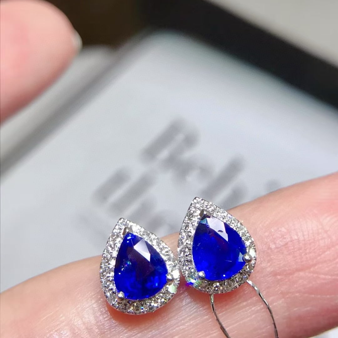 14k Gold 1.55 Ctw Vivid Blue Natural Sapphire & Diamond Earrings - 4