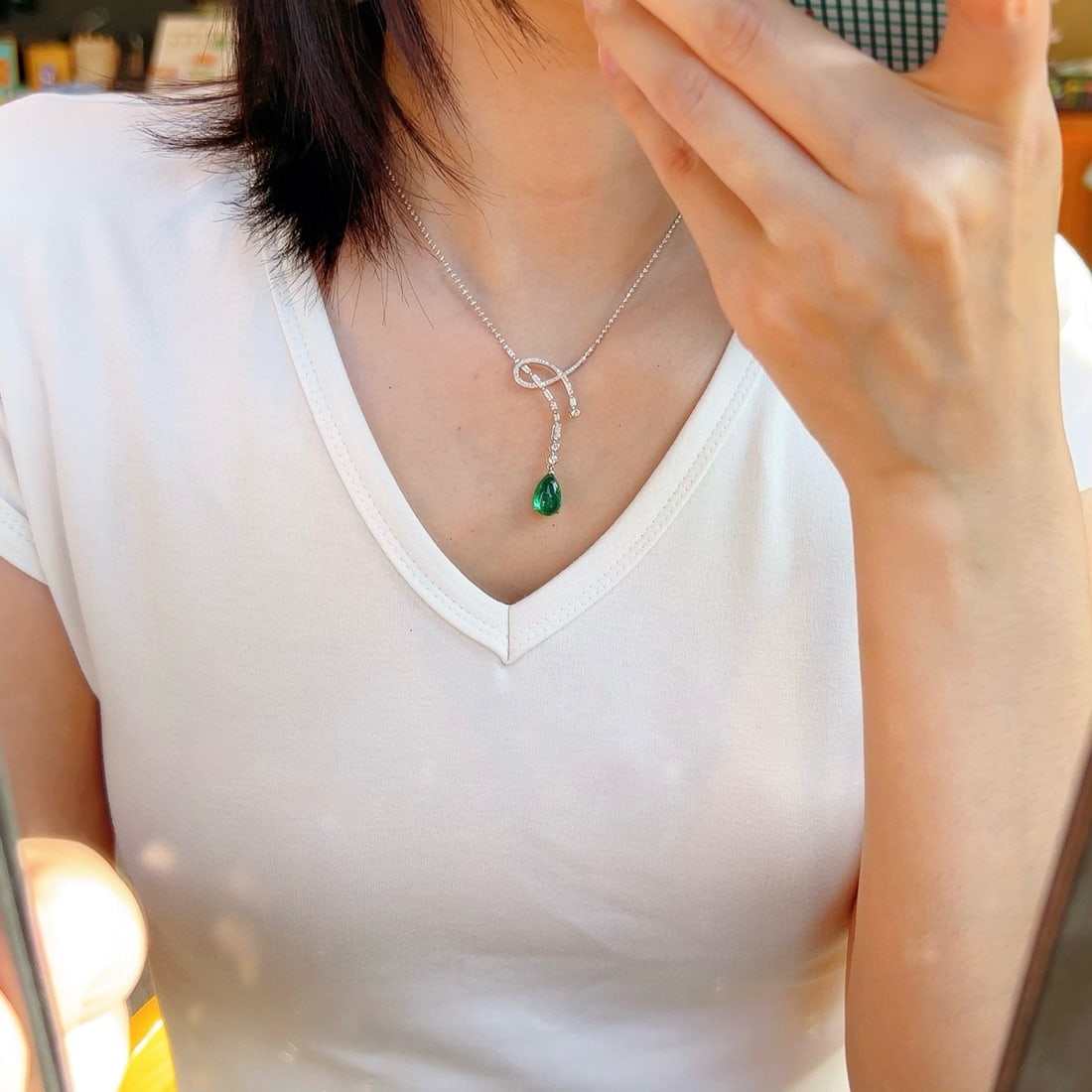 14k Gold 4.18 Ctw Natural Emerald & Diamond Necklace - 6