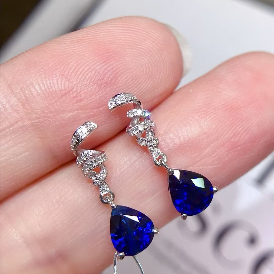 14k Gold 1.8 Ct Vivid Blue Natural Sapphire & Diamond Earrings - 3