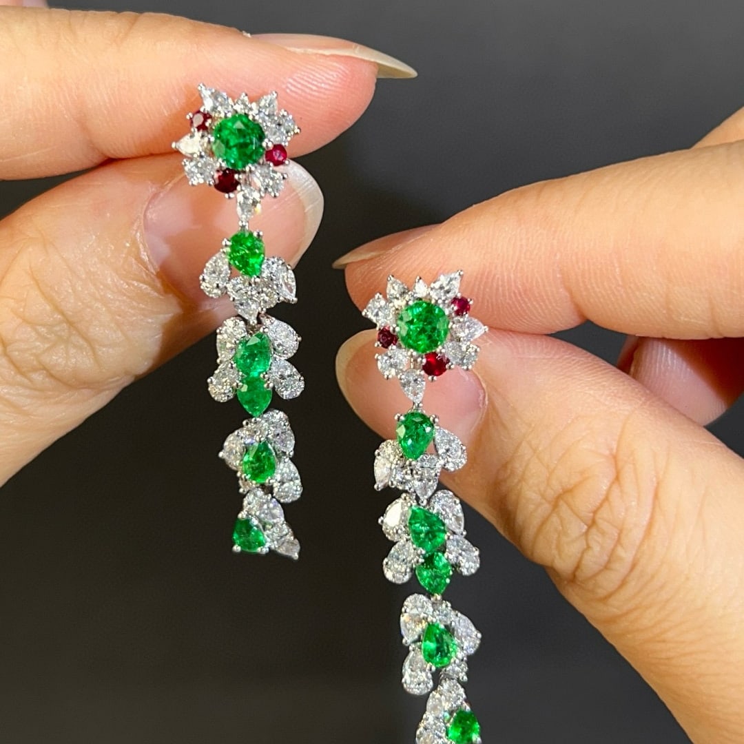 14k Gold 2.21 Ctw Vivid Green Natural Emerald & Diamond Earrings - 2