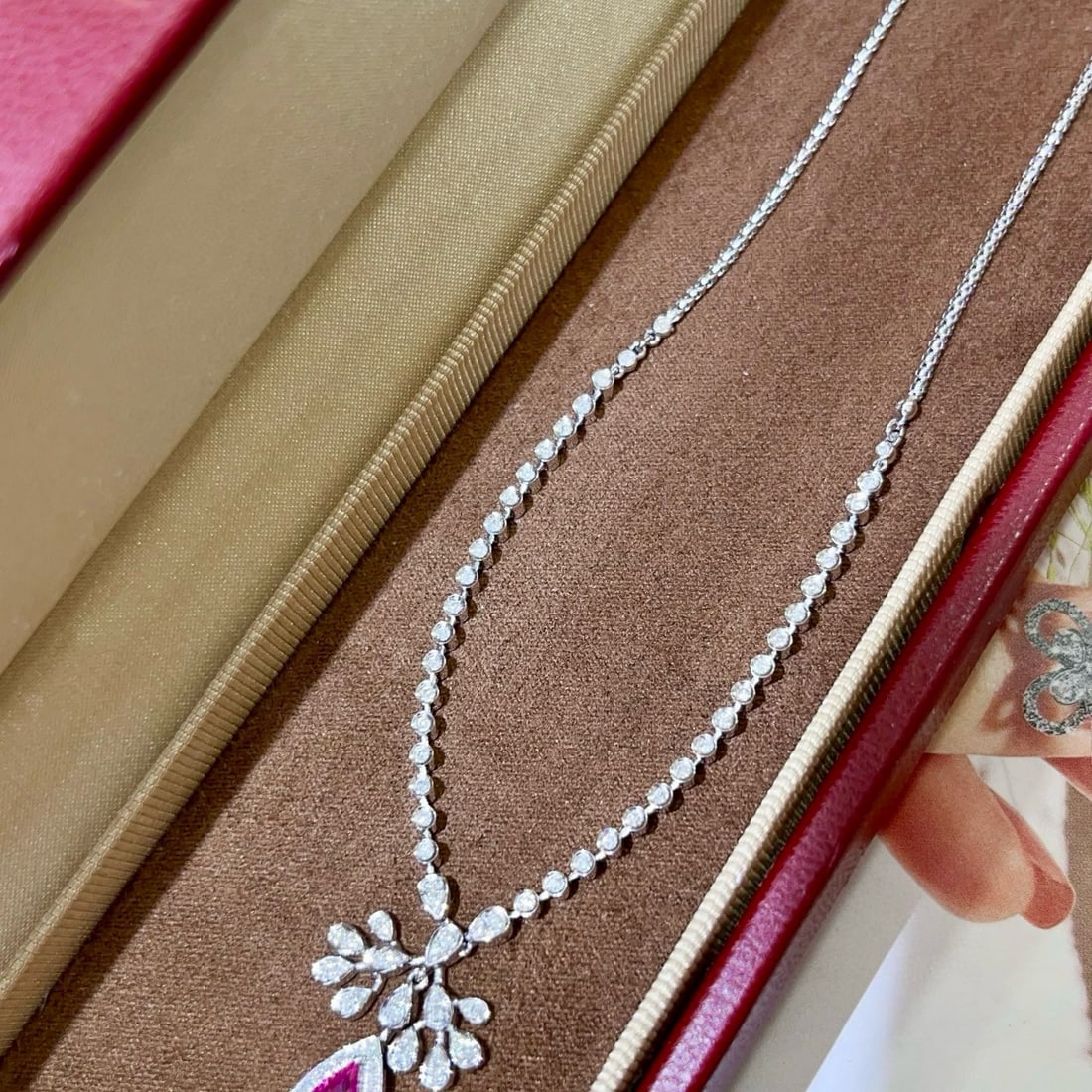 14k Gold 1.43 Ctw Natural Padparadscha Sapphire & Diamond Necklace - 5