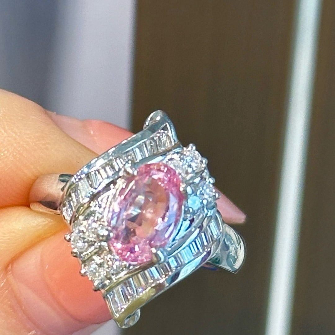 14k Gold 2.48 Ctw Natural Padparadscha Sapphire & Diamond Ring - 4