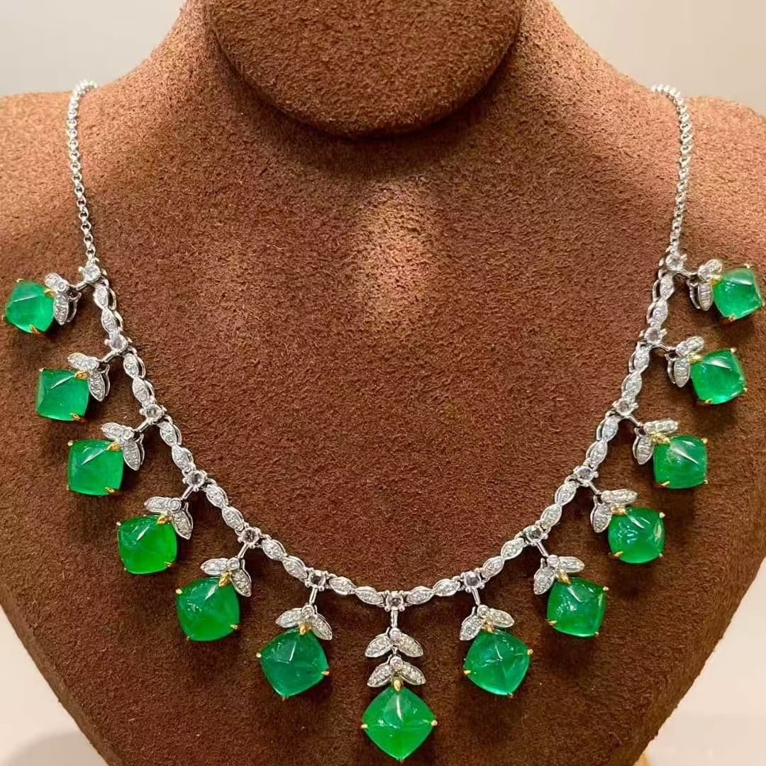 14k Gold 13.8 Ct Natural Emerald & Diamond & Sapphire Necklace - 3