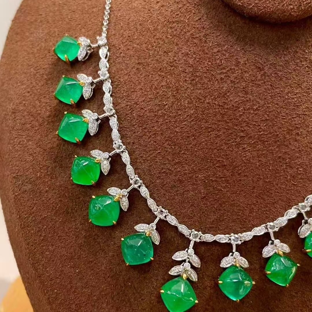 14k Gold 13.8 Ct Natural Emerald & Diamond & Sapphire Necklace - 4