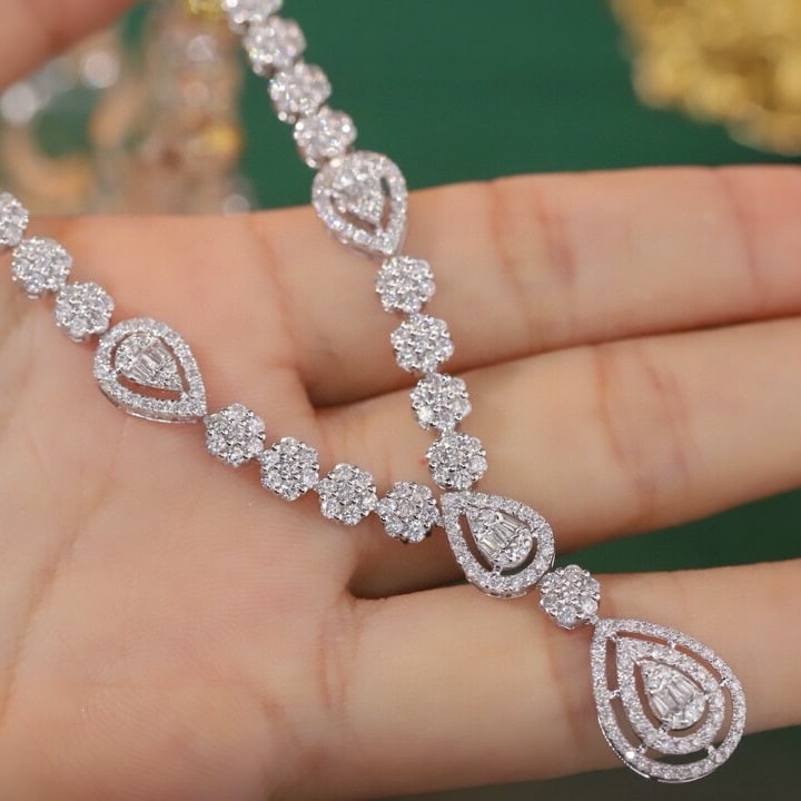 14k Gold 3.9 Ct Natural H Diamond Necklace - 7