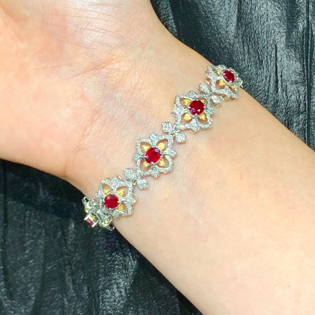 14k Gold 7.2 Ct Natural Ruby & Diamond Bracelet - 4
