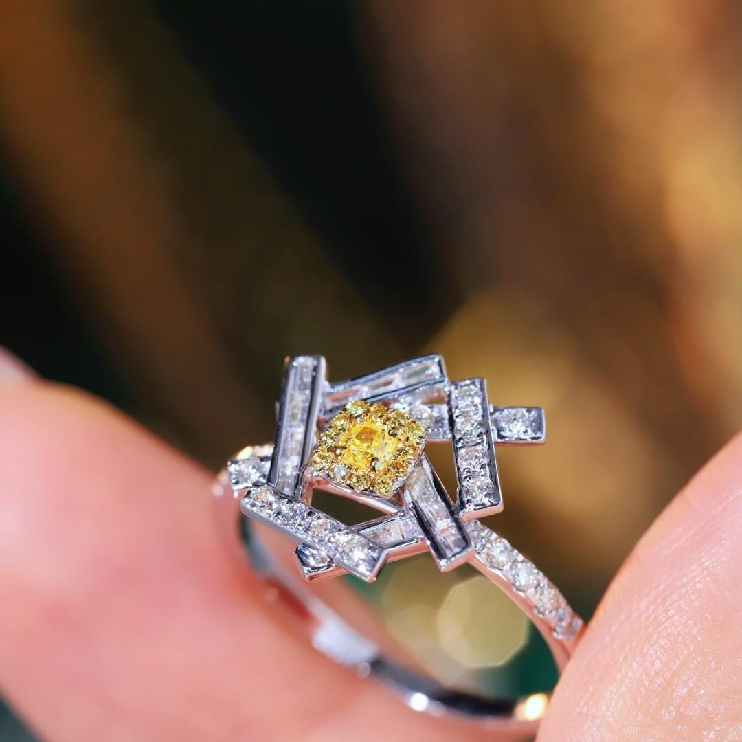 14k Gold 0.6 Ctw Natural Yellow Diamond & Diamond Ring - 3