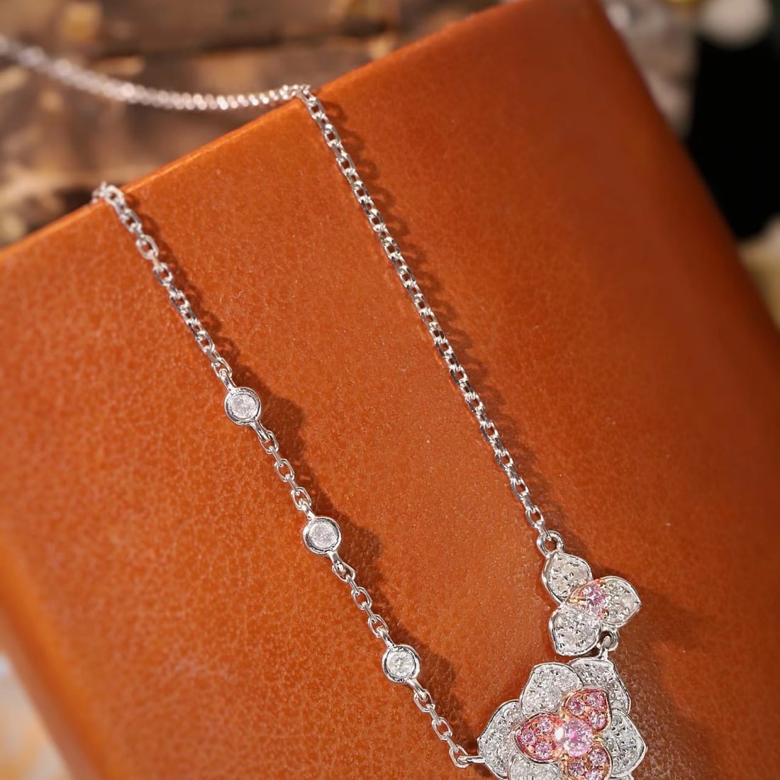 14k Gold 0.45 Ct Natural Pink Diamond & Diamond Necklace - 4