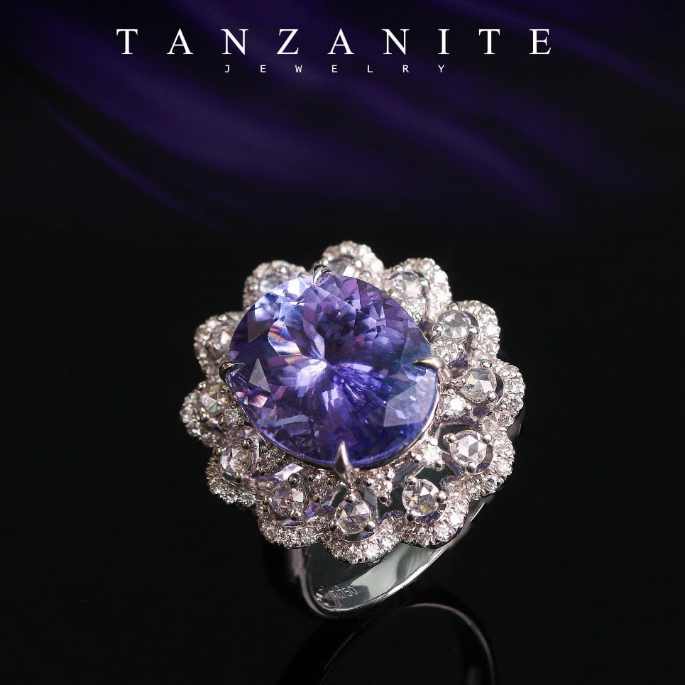 14k Gold 7.56 Ctw Natural Tanzanite & Diamond Ring - 5