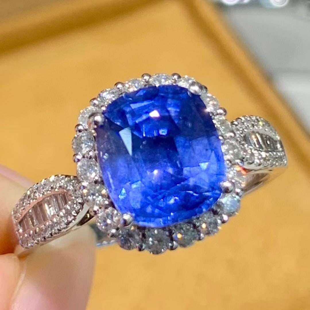 14k Gold 3 Ct Natural Sapphire & Diamond Ring - 6