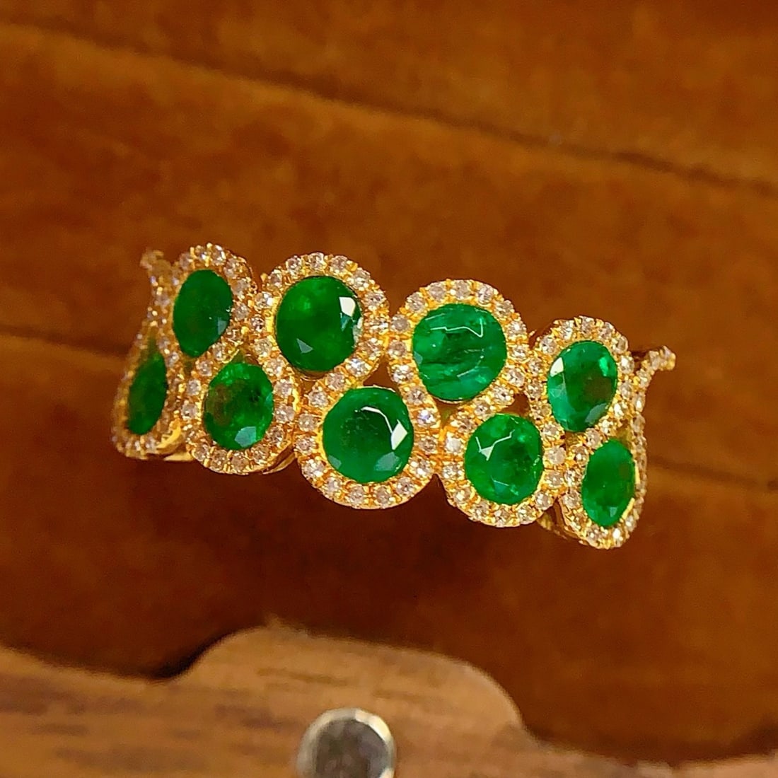 14k Gold 2 Ct Natural Emerald & Diamond Ring - 5