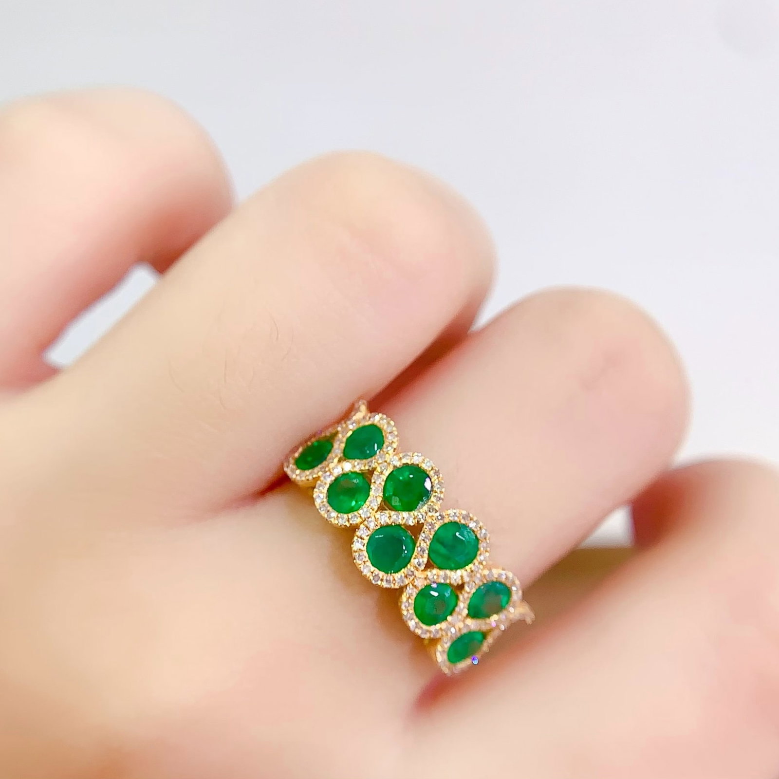 14k Gold 2 Ct Natural Emerald & Diamond Ring - 7