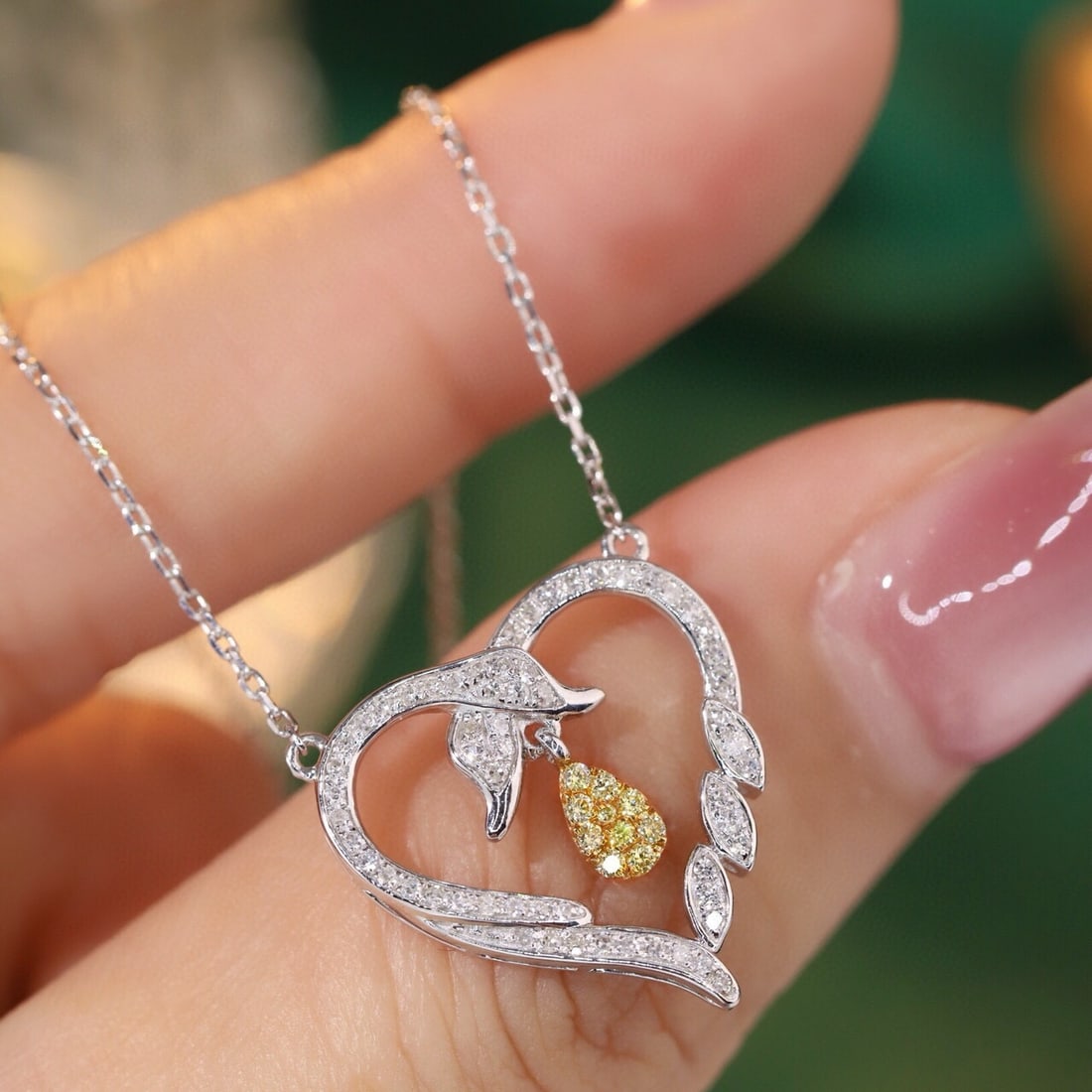 14k Gold 0.25 Ct Natural Yellow Diamond & Diamond Necklace - 4