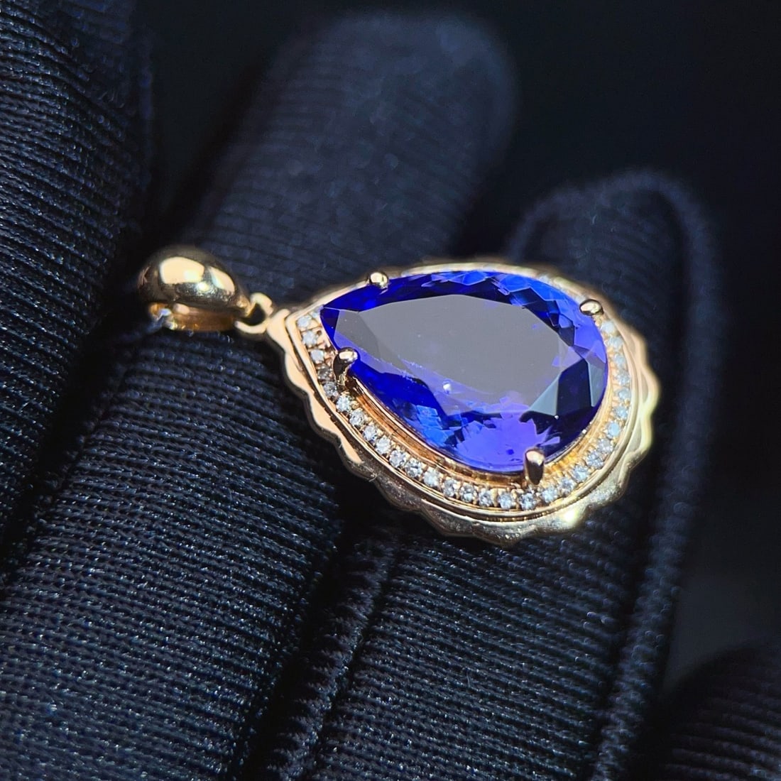 14k Gold 4.03 Ctw Natural Tanzanite & Diamond Pendant( Without Chain ) - 5